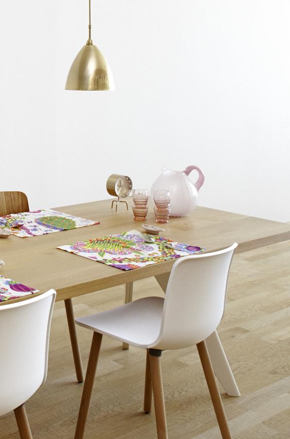 开云（中国） - 附件|钟表|办公家具|设计师家具|台钟